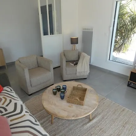 Maison Familiale A Pour 8 Pers., Terrasse Et Jardin - Fr-1-540-321 *