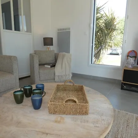 Maison Familiale A Pour 8 Pers., Terrasse Et Jardin - Fr-1-540-321 Notre-Dame-de-Monts