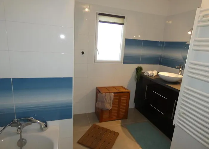 Prázdninový dům Maison Familiale A Pour 8 Pers., Terrasse Et Jardin - Fr-1-540-321 *